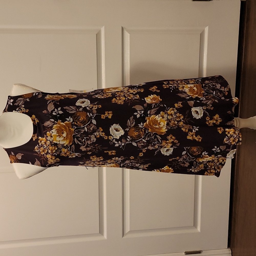 Karen Kane sleeveless dress, size medium, dark brown with flowers